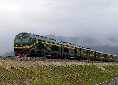 新疆铁路开通“喀什号”旅游专列-忻州在线 忻州新闻 忻州日报网 忻州新闻网