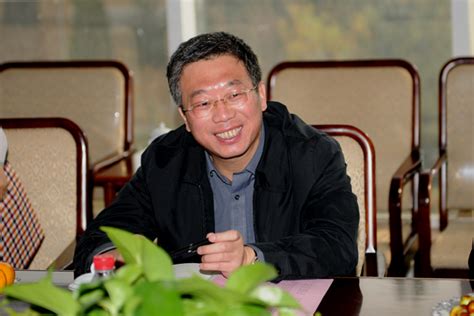 自治区党委组织部副部长王喆一行来我校进行工作调研-内蒙古农业大学
