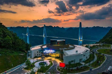 平塘大桥获 2021 年度菲迪克全球工程项目杰出奖 - 贵州 - 黔东南信息港