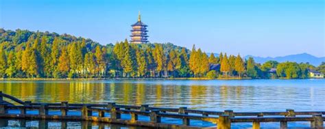 杭州夜景-西湖～ 西湖，位于浙江省杭州市西面，是中国大 - 花粉随手拍风光 花粉俱乐部