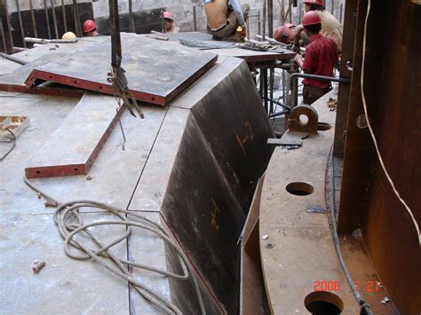异形钢模板漆施工前对基底处理方法-鞍山金盛工程机械有限公司