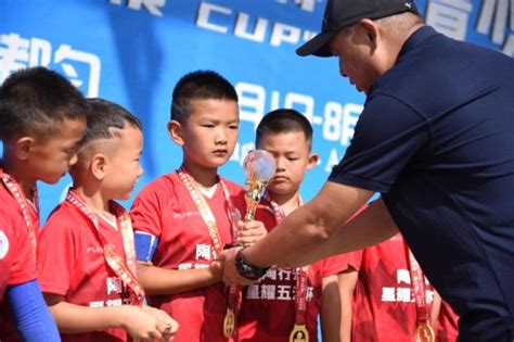 我校足球队勇夺2020“陶行知·星耀五洲杯”冠军