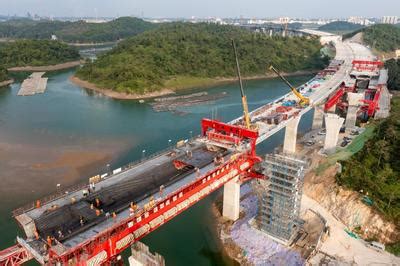 当代广西网 -- 钦州港片区：国际陆海贸易新通道门户港建设提速增质