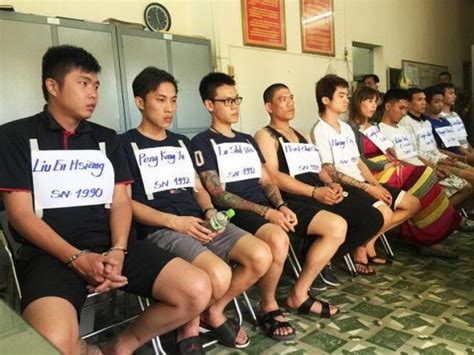 越南警方逮捕6名台湾诈骗犯 台称尊重越南管辖权_手机新浪网
