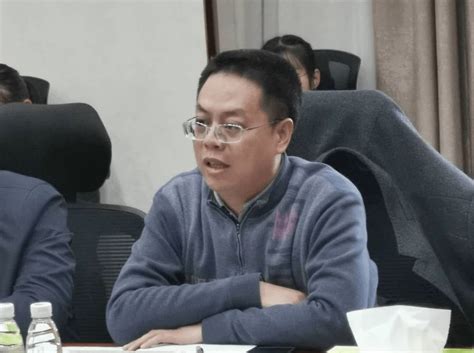 南阳广播电视台FM93.6《律师说法》栏目走进牧原集团_法律