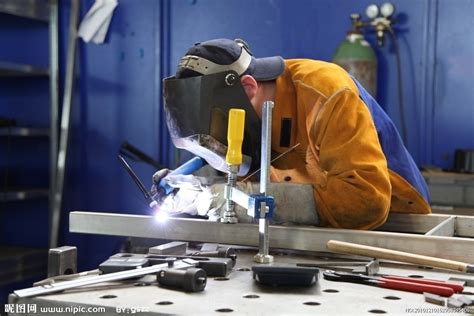 焊接作业的职业危害因素与防护措施