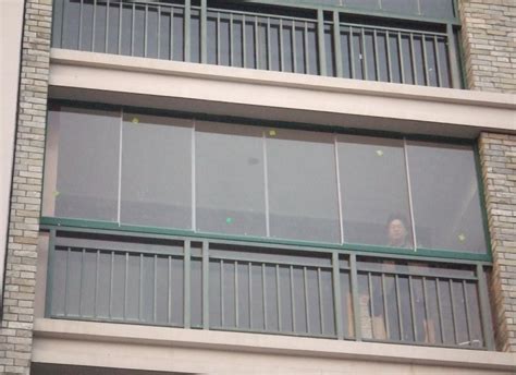 欧式别墅无框阳台窗户装修效果图大全2014图片 – 设计本装修效果图