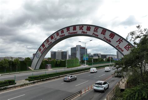 我为云南新地标点赞 | 迪庆独克宗古城：美丽而又包容的月光城 - 文化旅游 - 云桥网