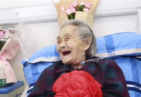 中国最长寿老人134岁生日，生于清朝光绪年，跨越3个世纪！__财经头条