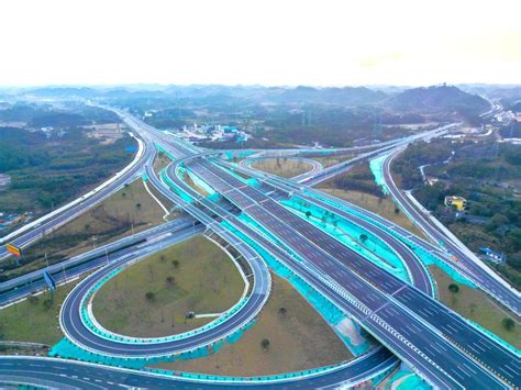 今天，广西这两条高速路通车！去这些景区更快了！|高速公路|柳州|通车_新浪新闻