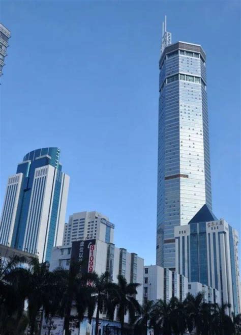 深圳300多米高楼晃动众人撤离，或为共振现象_联商网