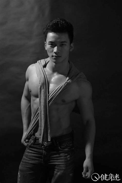 颜值一流的国产男模帅哥Jin锦城 帅哥发型 中国 肌肉宝宝