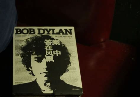 82岁鲍勃·迪伦新作，“有史以来关于流行音乐的最佳书籍之一”