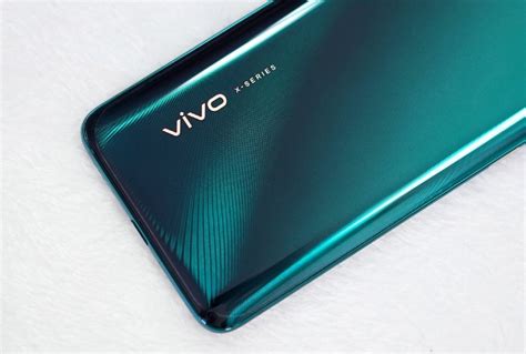 vivo X27高配看哭！那么好看的翡翠绿竟是低配专享！__财经头条