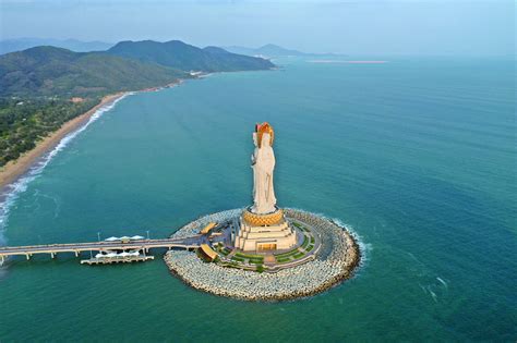 The Best Buddhist and Daoist Sites in Hainan | The World of Chinese