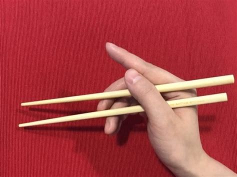 筷子使用12项禁忌，是迷信呢？还是要尊重传统的中国文化，你要怎么看呢？-搜狐大视野-搜狐新闻