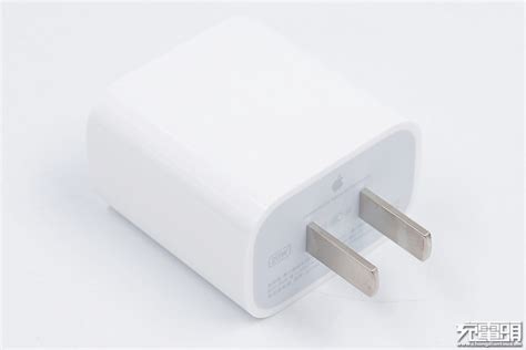支持67W大功率快充，苹果新款MacBook Pro 14标配充电器测评_充电器_什么值得买