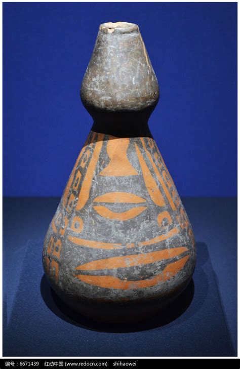 新石器时代仰韶文化鱼纹葫芦陶瓶高清图片下载_红动中国