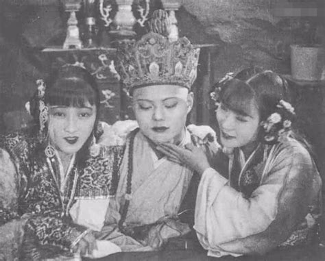 日本最早拍摄《西游记》剧版，凭啥被禁？只因妖精穿着太“清凉”