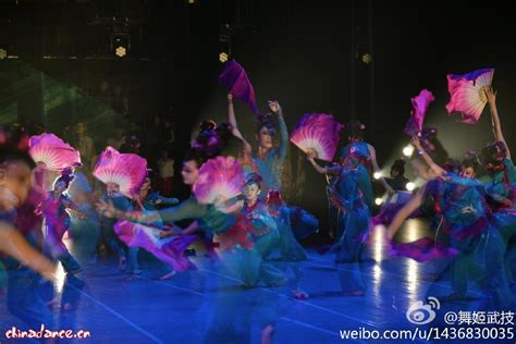 北京舞蹈学院汉族民间舞实验剧场《悠然情韵》 走入情韵之悠然 - Powered by Chinadance.cn!