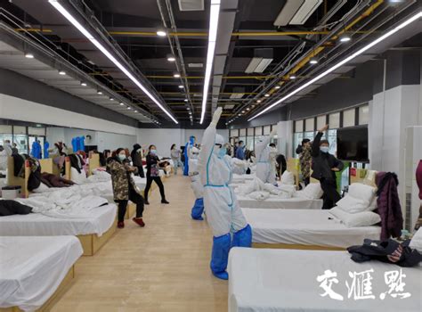 武汉定点医院一床难求 患者居家用衣柜隔离_手机新浪网