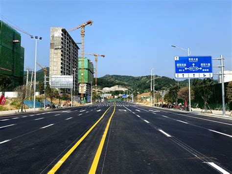 信阳新县健康谷项目顺利完成“6.1”节点工期目标-郑州路桥建设投资集团有限公司