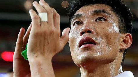 35岁的郑智没有跌倒，跌倒的是整个中国足球|界面新闻 · JMedia
