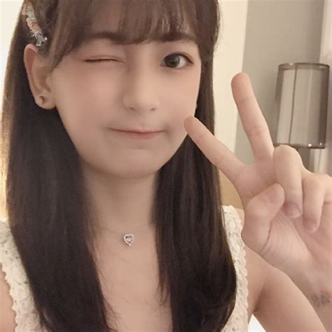 林舒晴图片