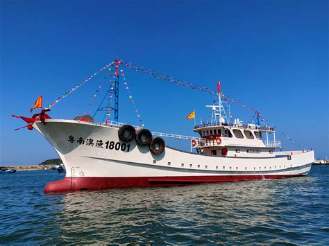 19米柴油机远洋海钓船大型双层铝合金钓鱼艇四海钓鱼款带卧铺