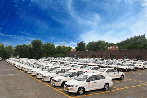 2018年中国汽车销售现状，销售量出现近三十年来首次下滑，4S门店数量保持增长「图」_华经情报网_华经产业研究院
