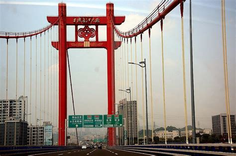 重庆首座长江大桥“退役”_坪山新闻网