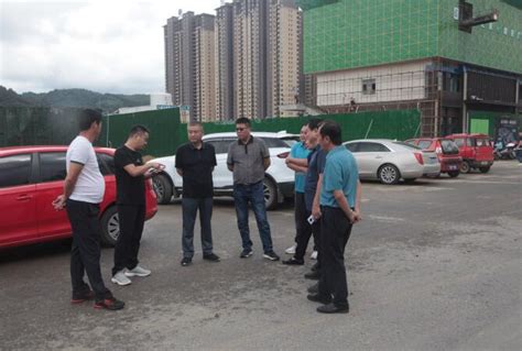 集团领导视察信阳新县健康谷和新二十四大街工程项目-郑州路桥建设投资集团有限公司