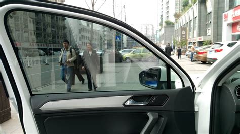 成都汽车窗膜-车窗贴膜案例-成都车窗防爆膜