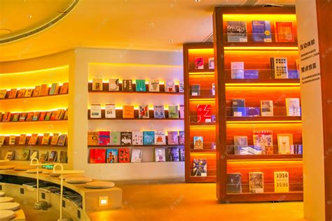 长沙有名的书店排行榜：汪涵私人书店在榜，第三至今由志愿者打理(2)_排行榜123网
