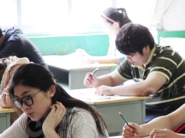 2023年河南漯河市教育系统公开招聘教师584人公告（报名时间为5月23日-26日）