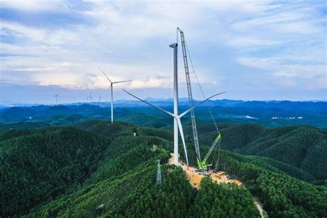 世界海拔最高风电场全部机组吊装完成 - 能源界