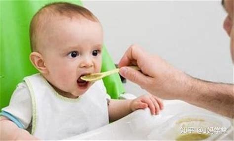 婴儿喝米汤有营养吗（宝宝添加辅食喂米汤）-幼儿百科-魔术铺