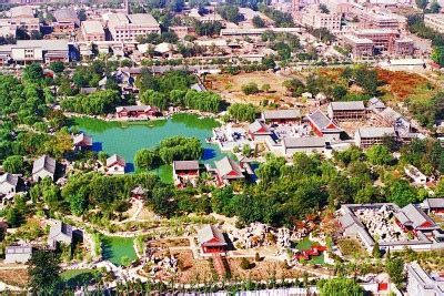 北京公园“养成记”