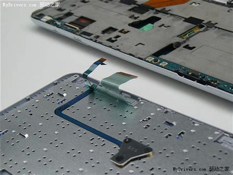 口袋便携PC 索尼世界上最轻8寸本真机拆解(7)_笔记本_科技时代_新浪网