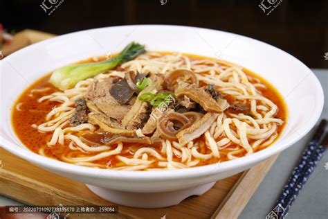 牛杂面,中国菜系,食品餐饮,摄影素材,汇图网www.huitu.com