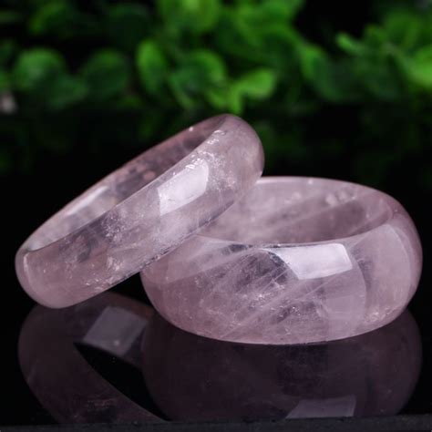 天然水晶多少钱是多少 天然水晶是如何形成的 - 冰种玻璃种翡翠手镯挂件A货_翡翠原石种水等级划分鉴定价格多少钱，国翠世家珠宝