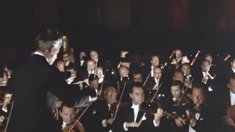 德沃夏克《自新大陆第九交响曲》 1966年卡拉扬指挥柏林爱乐乐团_新浪新闻
