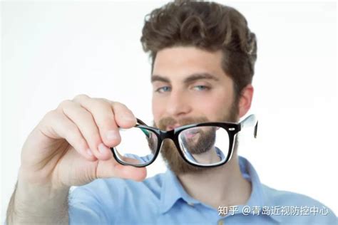 近视的人长期戴眼镜会有什么变化？ - 知乎