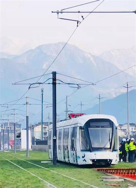 松江有轨电车2号线本月26日开通试运营，多级票价2元起步_郊野_新民网