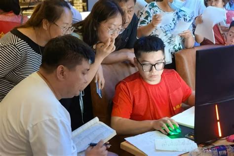 内蒙古高考生为什么要花数千元买志愿填报方案？_凤凰网