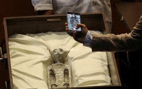 墨西哥国会揭晓非人类化石，究竟是“外星人”还是一场闹剧？_澎湃号·政务_澎湃新闻-The Paper