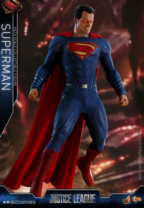 《正义联盟》超人1:6比例珍藏人偶 | Hot Toys