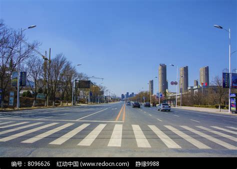 鞍山高新公路与橡树湾高层建筑高清图片下载_红动中国