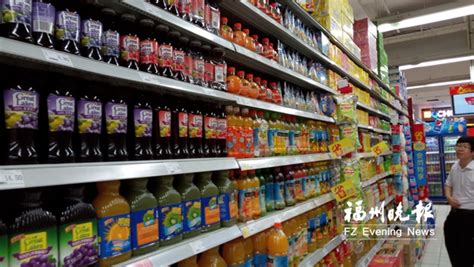 超市饮料柜台高清图片下载-正版图片500500516-摄图网