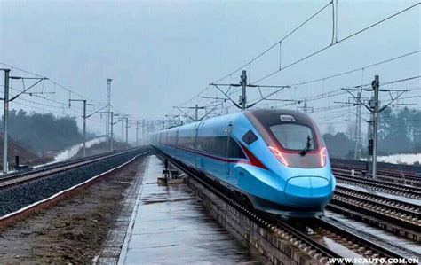 京沪高铁“复兴号”开跑“350” 北京到上海仅需4小时28分--图片频道--人民网
